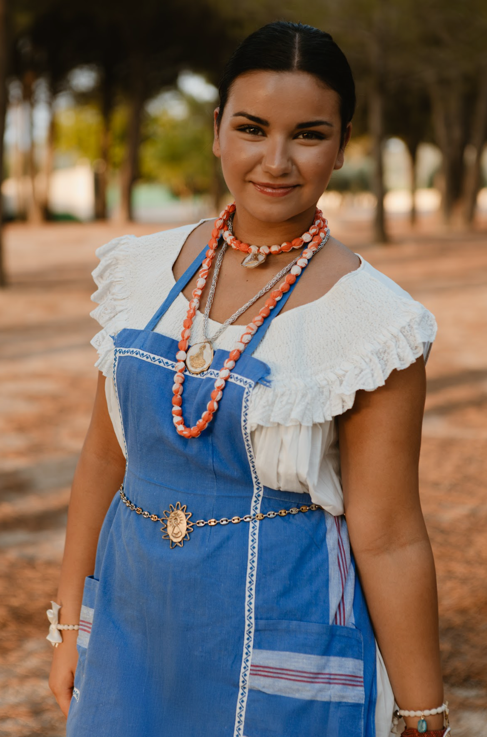 Collar de bolas Virgen de los Llanos